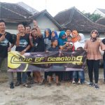 Komunitas Mobil CIVIC EF Gemolong, Bagikan Takjil Ramadhan Ke Pengguna Jalan