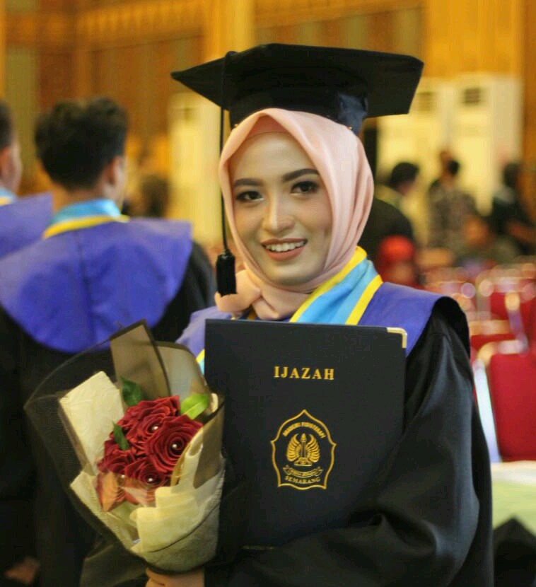 Di Wisuda, 455 Mahasiswa STIKES WIDYA HUSADA Siap Hadapi Kemajuan Jaman