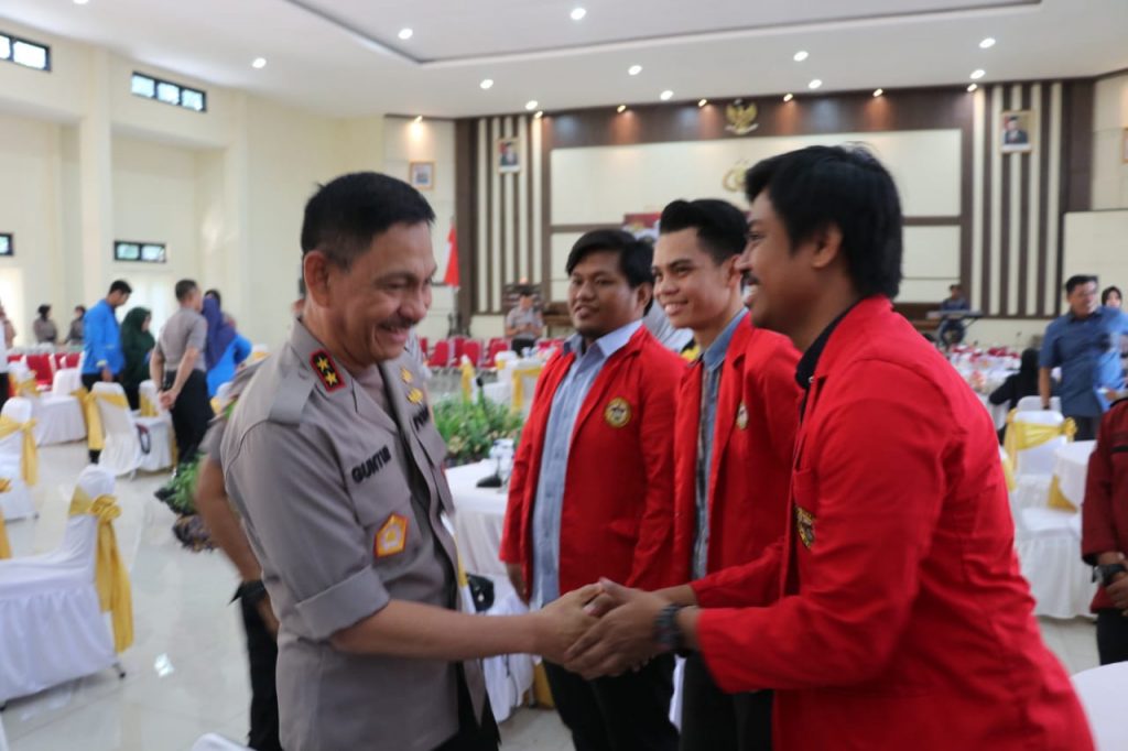 Rekatkan Hubungan Emosional Polisi Dengan Mahasiswa, Polda Sulsel Gelar Acara Coffee Morning
