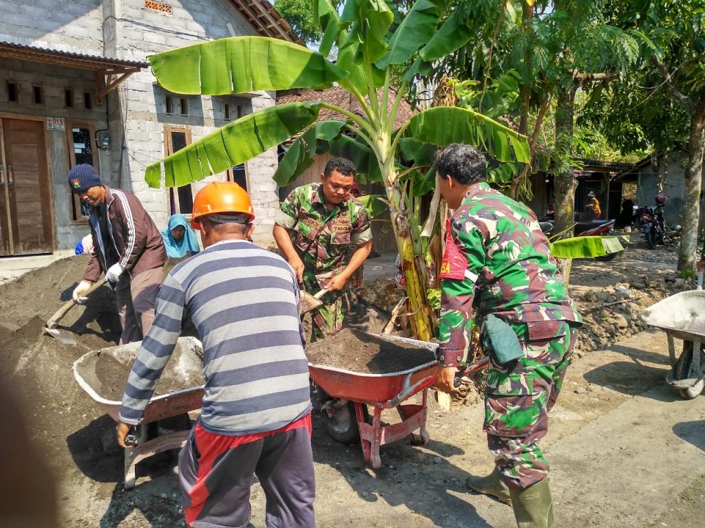 Babinsa Koramil 15/Andong Pelopori Karya Bakti