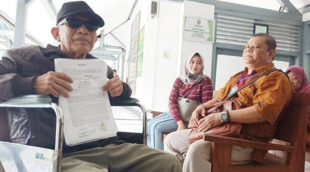 Penjual Soto Gugat RS Mata Solo Rp 10 M, Lantaran Setelah Dioperasi Jadi Buta