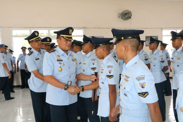 Komandan Lanud Adi Soemarmo Buka Pendidikan Sejurla Radar Darat Plessey A-7