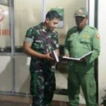 Guyuran Hujan Tidak Surutkan Piket Koramil 03/Serengan Untuk Patroli Malam