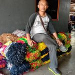 Sumadi Lulusan Tehnik Mesin, Terjun di Dunia Bisnis Kain Sisa Pabrik Jadi Kain Pantai Yang Keren