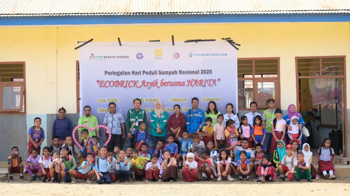 Meriahnya Peringatan Hari Peduli Sampah Nasional di Desa Kawasi
