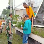 Sinergitas Babinsa dan Pemerintah Nusukan Wujudkan Lingkungan Yang Bersih dan Asri