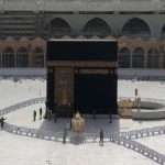 Situasi Ka’bah Mendadak Sepi dari Ibadah Tawaf, Usai Larangan Umrah Diberlakukan Arab Saudi, Imbas Penyebaran Virus Corona