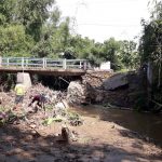 Jembatan Alternative Yang Menghubungkan Kecamatan Pamotan ke Desa Sidorejo Putus