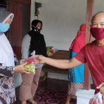 Perhutani Kabupaten Rembang Borong Cabe Petani Untuk di Bagikan Gratis