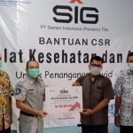 SIG bersama Satgas Bencana Nasional BUMN Wilayah Jawa Tengah Serahkan Bantuan Alkes dan APD