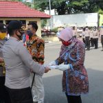 Desa Tegaldowo, Menoro, Ngotet Menerima Piagam Penghargaan menjadi Kampung Siaga Covid-19.