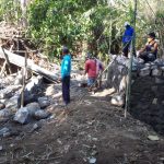 Jembatan Penghubung Dukuh Kenteng Desa Wates di Bangun Swadaya