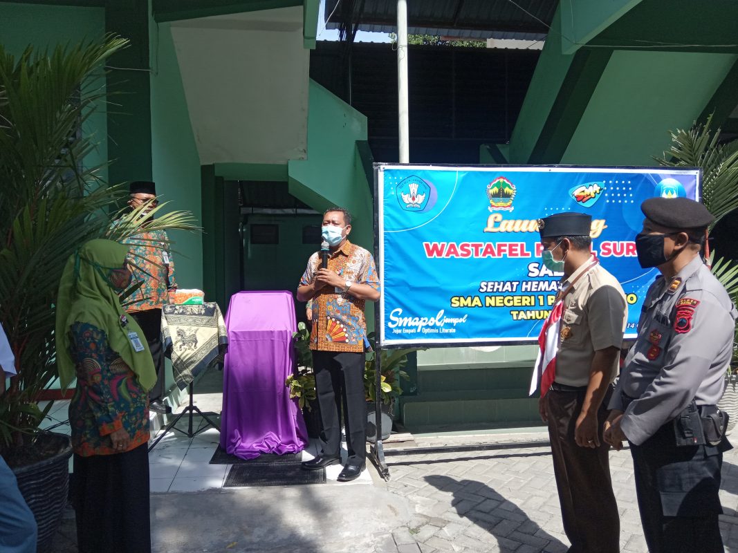 Di Tengah Pandemi Virus Covid 19, SMAN 1 Polanharjo Lahirkan Inovasi Baru Wastafel Tenaga Surya