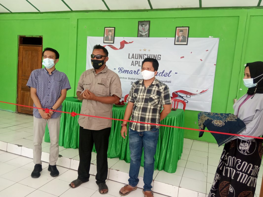 Launching Aplikasi Smart Desa Kendel Mengedukasi Masyarakat Desa di Bidang IT