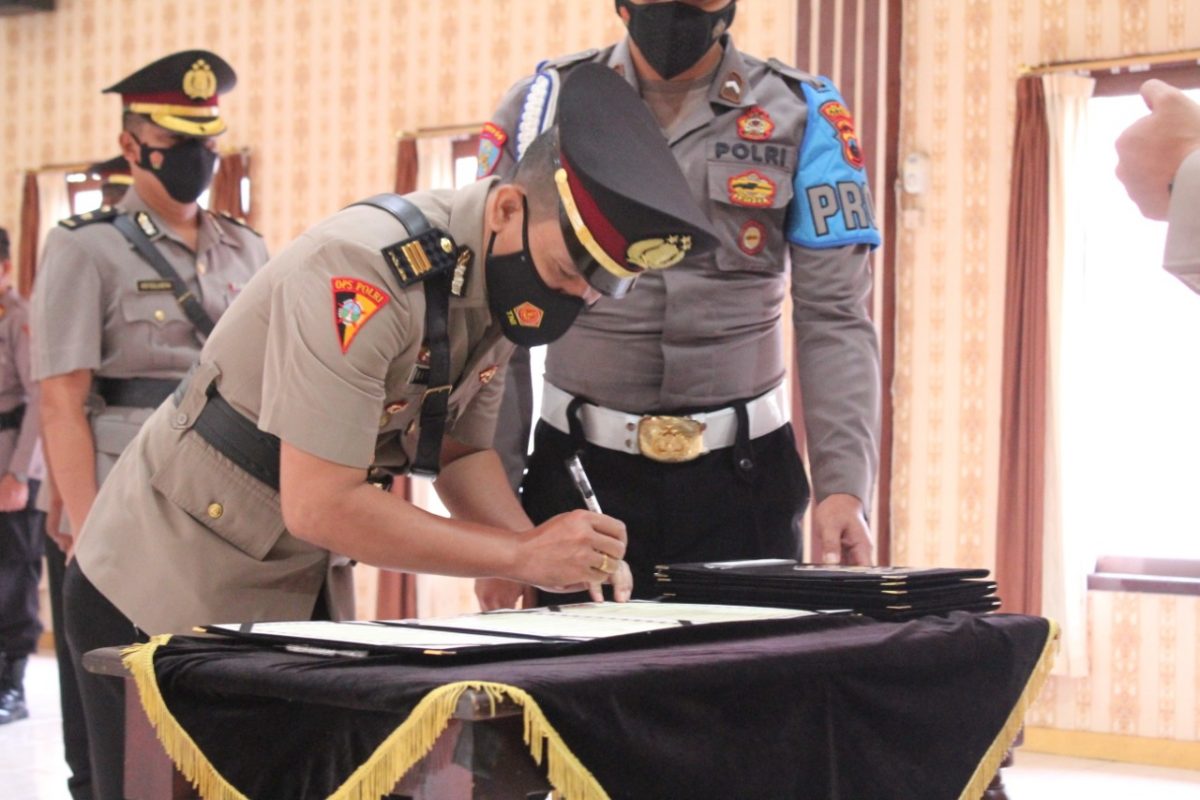 Kapolres Klaten Lakukan Sertijab Di Jajarannya