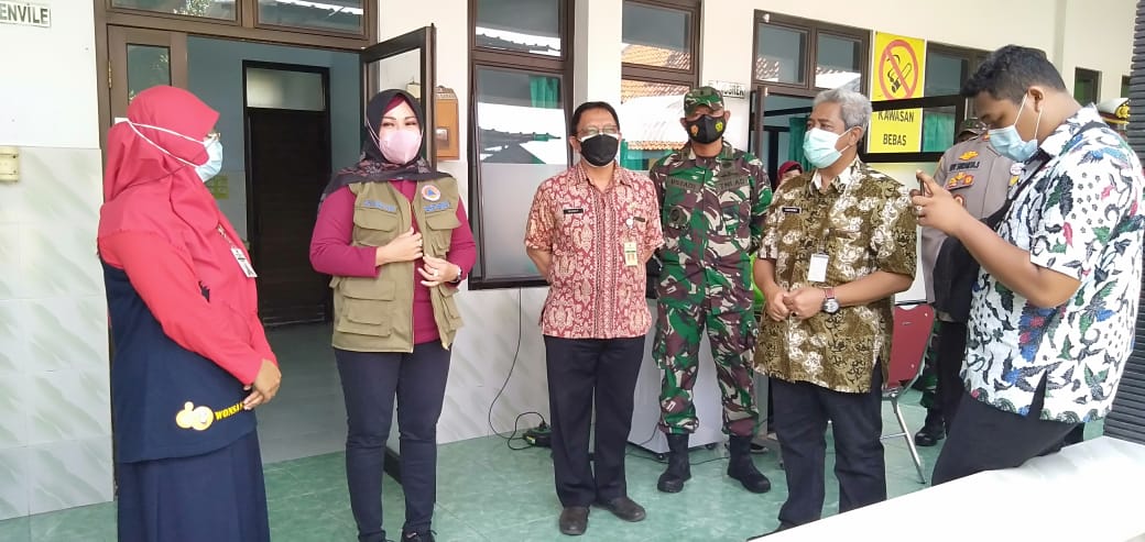Bupati Klaten Cek Vaksinasi Covid-19 di Puskesmas Wonosari I