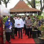 Panglima TNI dan Kapolri Pantau Pelaksanaan Vaksinasi di Madiun, Percepat Penanganan Covid 19