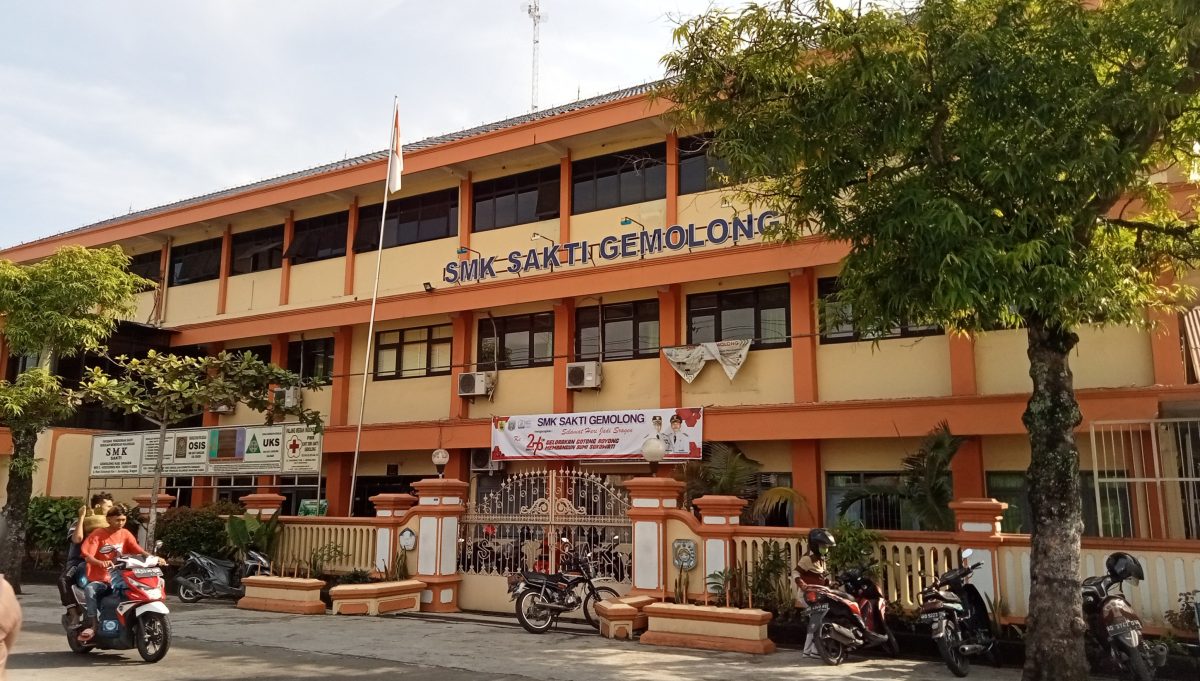 Ingin Raih Sukses Bersama Setelah Lulus?? SMK Sakti Gemolong Tempatnya, Sekolah Ini Banyak Prestasinya!!