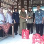 Kementerian Sosial RI Peduli Terhadap Lansia Grobogan dengan Pembagian Paket Sembako