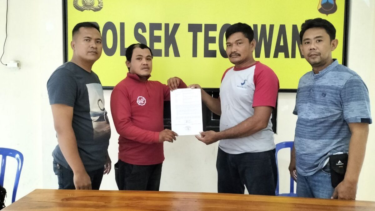 Miris !!! Kepala  Desa Kejawan Grobogan Lakukan Pemukulan Bertubi – tubi Kepada Terduga Pencuri Didepan Warung Milik Widowati