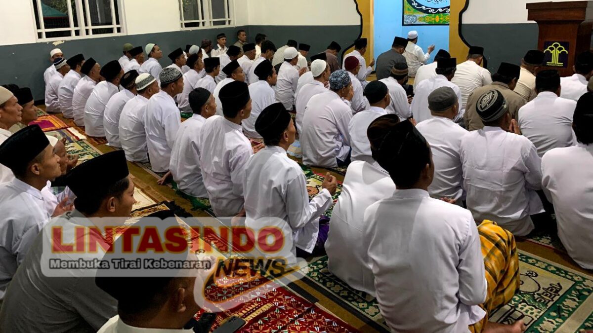 Momentum Safari Ramadhan: Kakanwil Kemenkumham Jateng Berikan Tausiyah Ke Warga Binaan di Lapas Purwodadi