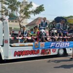 Sepanjang Jalan Lawu Karanganyar di Padati Masyarakat, Menyaksikan Karnaval Pembangunan