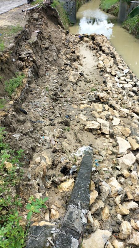 Talud Tanggul Irigasi di Kuwojo Dimoro Kecamatan Toroh Sepanjang 8 Meter Longsor