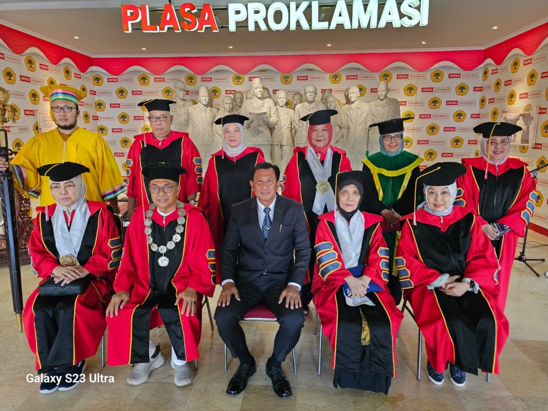 Dengan Type Kepemimpinan Situasional, Dirut Bank Daerah Karanganyar  DR Haryono, SE MM, Raih Gelar Doktor Dengan Predikat Cumlaude