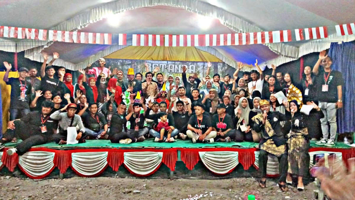 HUT RI ke 79 Pentas Seni Kethoprak Karang Taruna Retanda Desa Sambirejo, Memberi Pesan Kebenaran Lebih Utama dari Kebhatilan