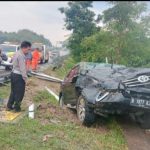Kecelakaan Tunggal di Tol Solo-Kertosono, Fortuner Ringsek