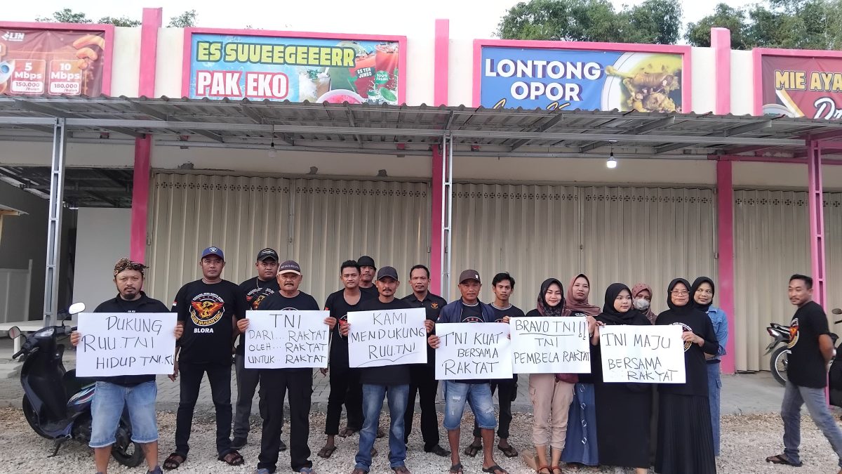 Elemen Masyarakat Blora Selatan Sudah Tidak Tahan Melihat Aksi Demonstrasi Kelompok Mahasiswa, Yang Mengatasnamakan Rakyat