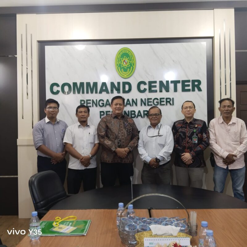 Solidaritas Wartawan Indonesia Sambangi PN Pekanbaru, Ketum: Kami Garda Terdepan Bela Kebebasan Pers