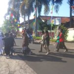 SD Negeri Teras 2 Meriahkan HUT ke-80 RI dengan Karnaval Adat