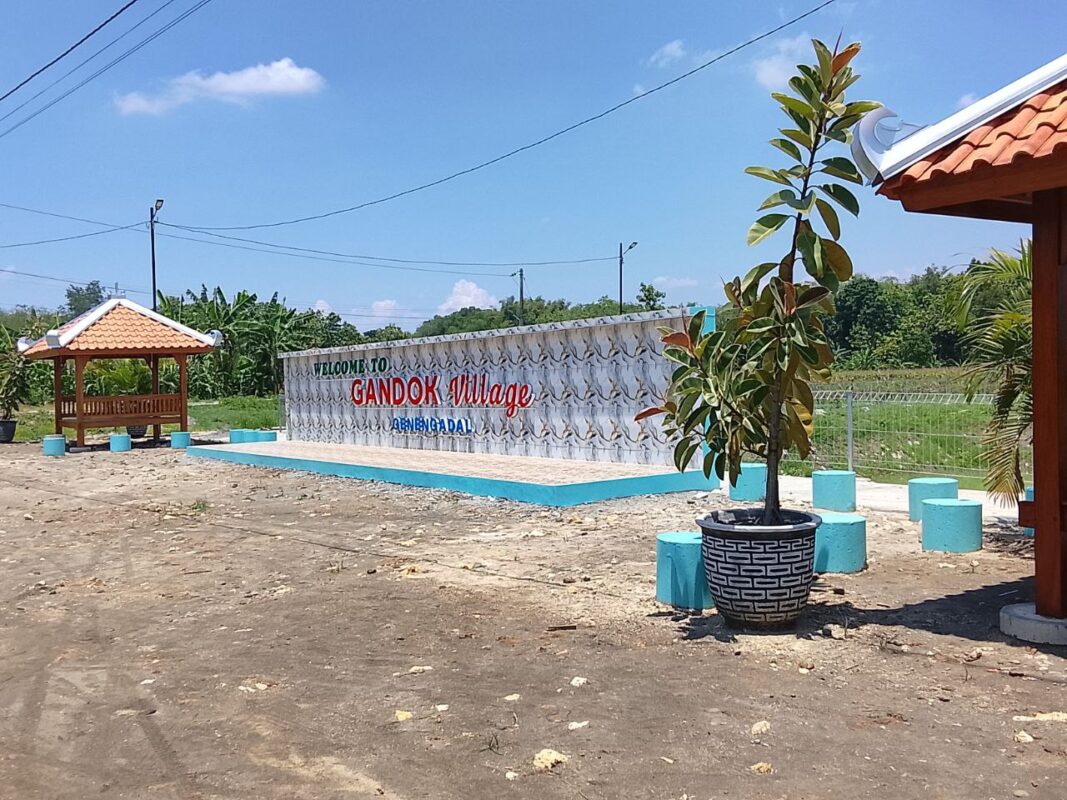 Desa Genengadal Guyur Rp 80 Juta untuk Taman, Kepala Desa Priyono Dapat Apresiasi Warga