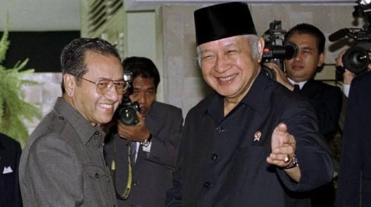 Gen Z dan Soeharto: Membaca Ulang Fondasi Negara Tanpa Romantisme Orde Baru
