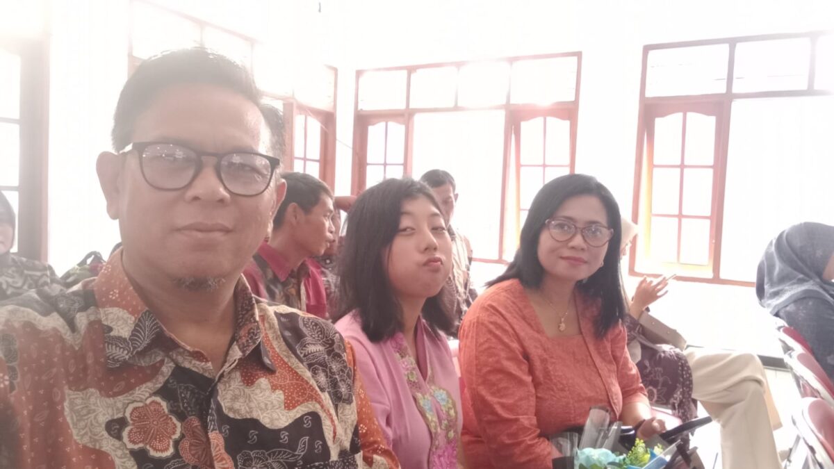 Tangis Haru dan Bangga Warnai Tasyakuran Kelulusan SMA Negeri Tangen Sragen