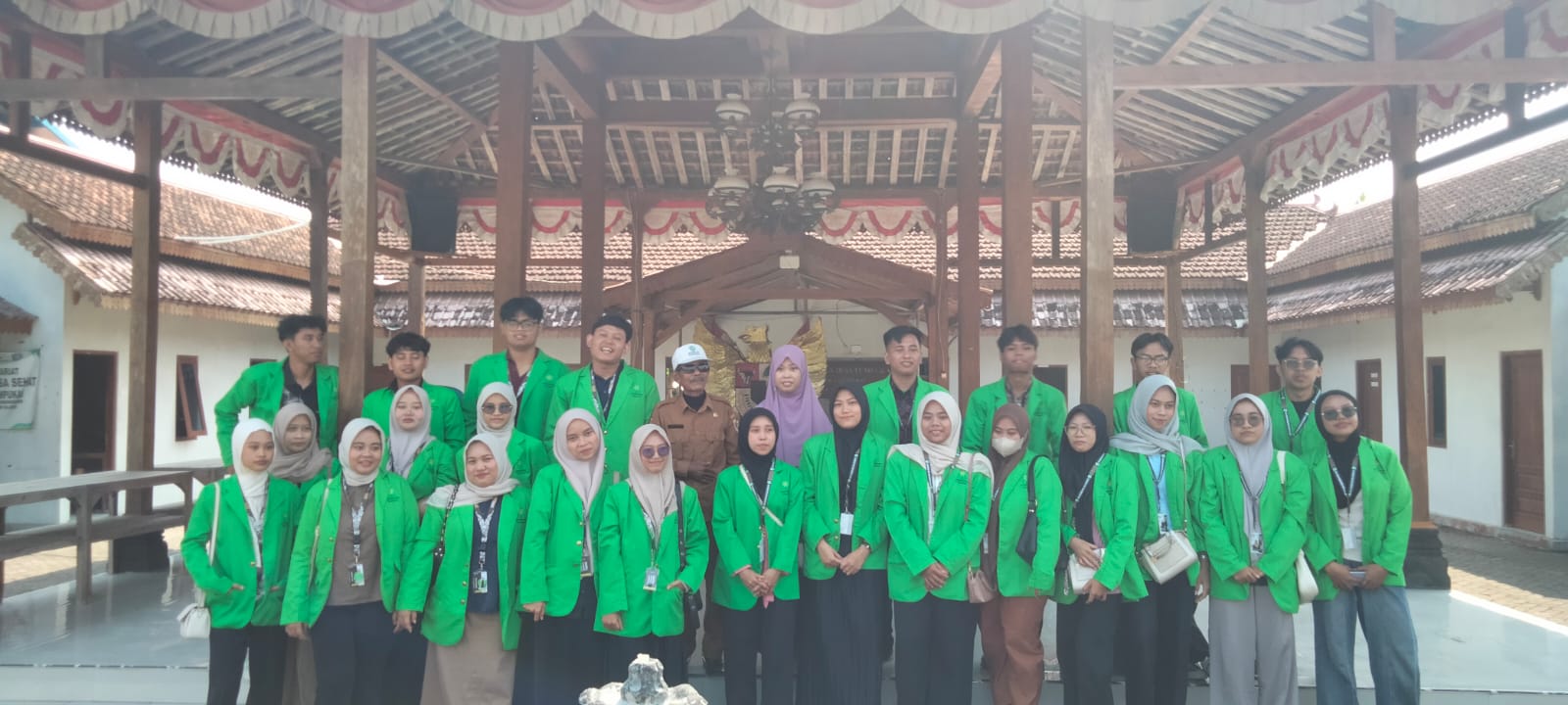 KKN di Desa Tumpukan Resmi Dimulai, Mahasiswa Siap Dorong Toleransi, Cegah Stunting, dan Tingkatkan Ekonomi Warga