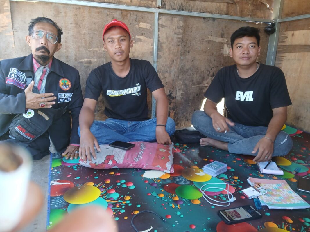 Gotong Royong Mengalir untuk Pembangunan Ponpes SAPU JAGAD Gemolong, Puluhan Relawan dan Donatur Ambil Bagian